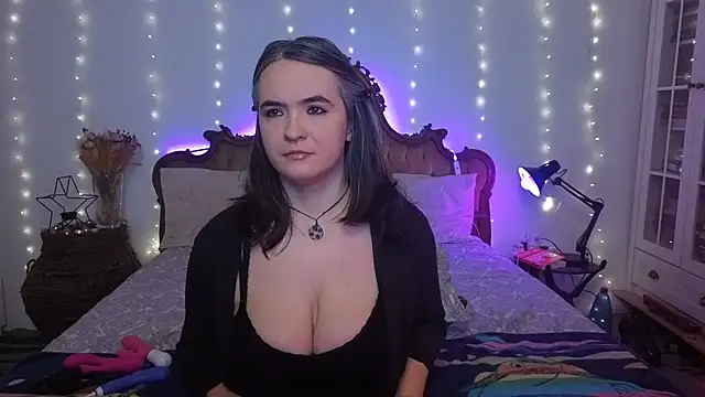 SilkenSin online show from February 4, 2026, 9:59 am