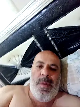 ahmetsoner4644 online show from October 4, 2025, 12:58 pm