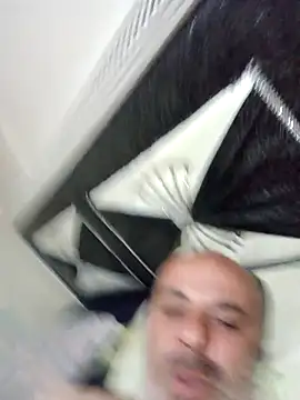 ahmetsoner4644 online show from October 20, 2025, 11:27 pm