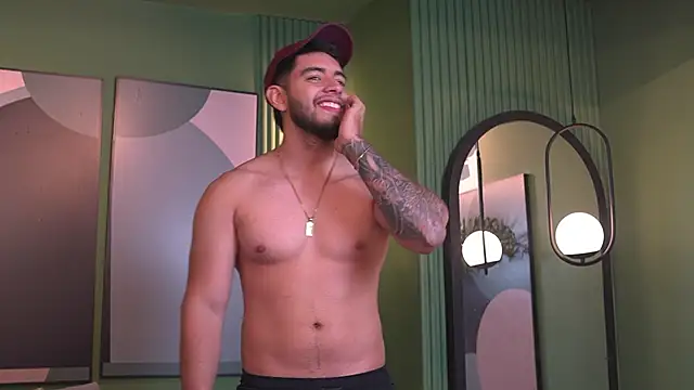 Snapshot of Nick_Vans chatting on September 9, 2025, 12:48 pm Nick Vans online show from September 9, 2025, 12:48 pm