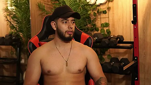 Snapshot of Nick_Vans chatting on September 25, 2025, 10:02 pm Nick Vans online show from September 25, 2025, 10:02 pm