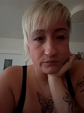 Rozendefotz online show from October 23, 2025, 6:13 am