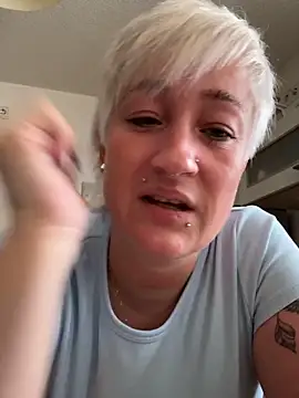 Rozendefotz online show from March 17, 2026, 7:01 am