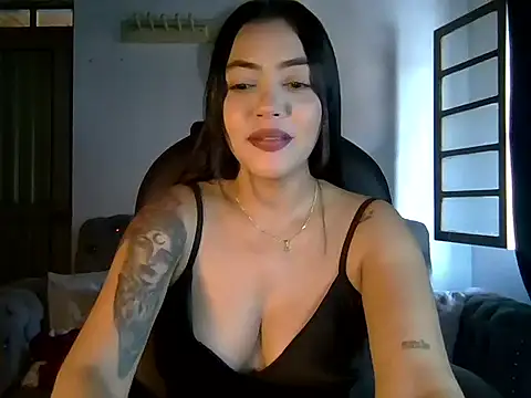 emilylope online show from November 20, 2025, 6:51 pm