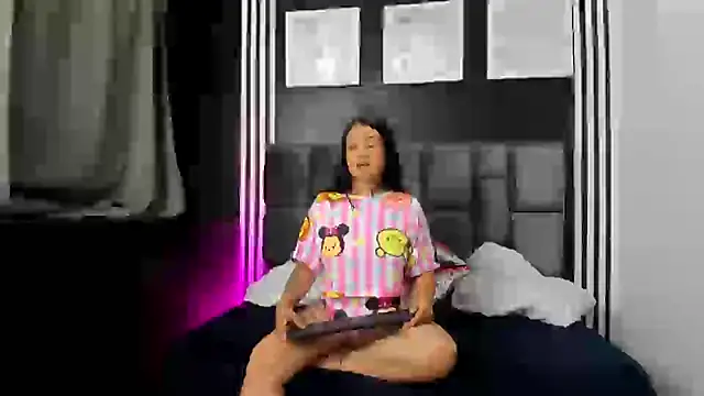 Hornycouple Hot online show from October 8, 2025, 11:19 am