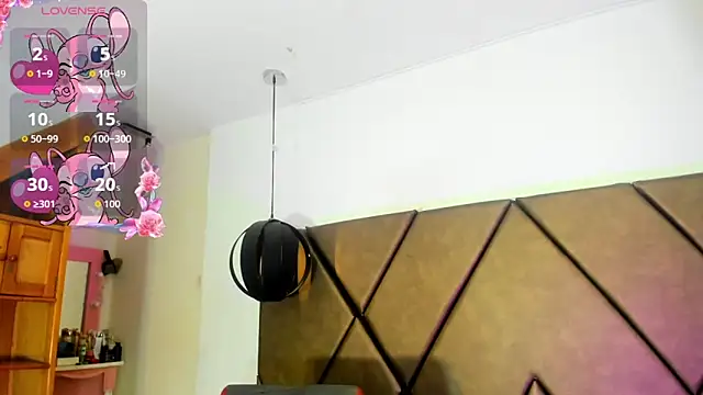 Snapshot of PenelopeGuzman__ chatting on May 23, 2026, 7:07 pm PenelopeGuzman online show from May 23, 2026, 7:07 pm