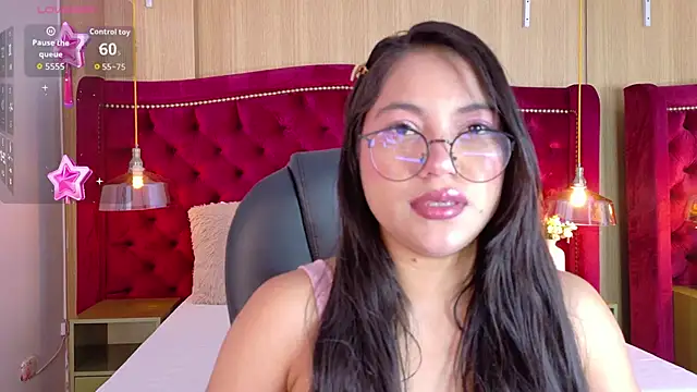 kendalFox  online show from October 2, 2025, 12:56 pm