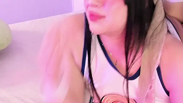 Camila Matinez  online show from February 26, 2026, 1:59 am