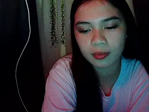 Snapshot of Zachariah_05 chatting on February 1, 2026, 6:45 am Zachariah 05 online show from February 1, 2026, 6:45 am