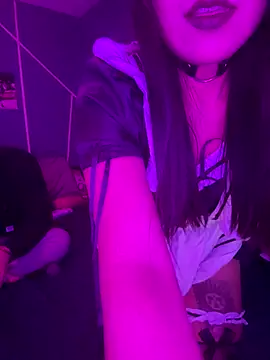 Snapshot of disvla chatting on November 16, 2025, 7:14 am disvla online show from November 16, 2025, 7:14 am