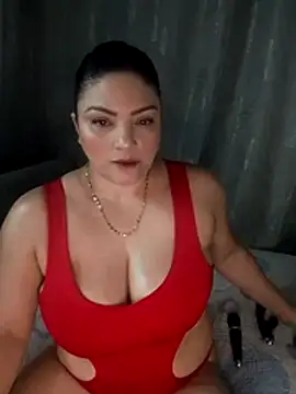 tiffany Johnson1 online show from June 5, 2026, 12:39 am