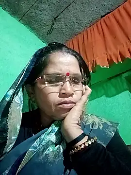 Manavi x online show from January 17, 2026, 1:27 pm