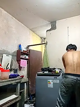 Bebicho14 online show from April 11, 2026, 3:11 am