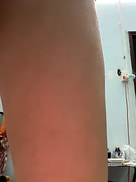 simsim-00 online show from September 24, 2025, 8:34 pm