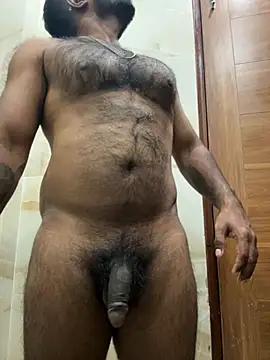 DJLOVE280825 online show from April 17, 2026, 9:51 pm