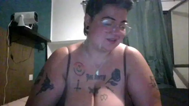 PirateXL online show from April 23, 2026, 11:29 pm