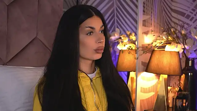 EvaRhea online show from February 2, 2026, 4:00 am