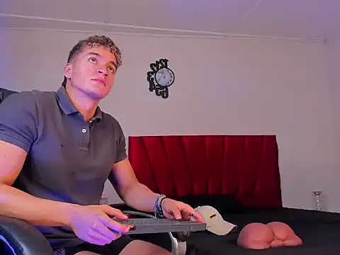 paull george online show from October 7, 2025, 1:30 pm