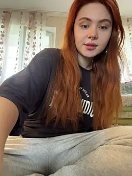 Snapshot of LunaMillie chatting on May 16, 2026, 10:36 am LunaMillie online show from May 16, 2026, 10:36 am