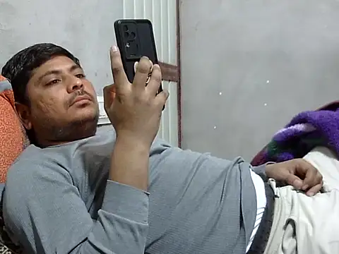 Ajmersingh335512 online show from February 19, 2026, 3:19 pm