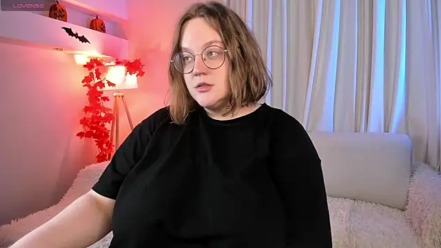 Alissa S online show from October 31, 2025, 4:19 pm