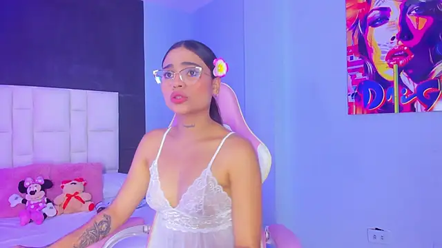 SammyRose  online show from September 25, 2025, 8:23 pm