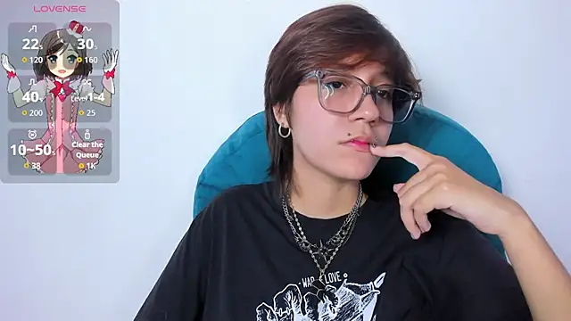 Tsuki Maru online show from April 8, 2026, 8:09 pm