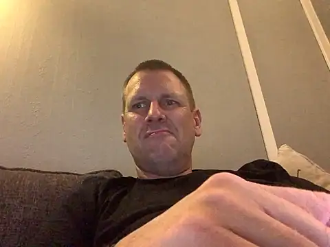 Gangbangchem online show from September 18, 2025, 10:01 pm