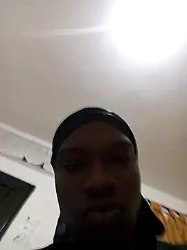 Snapshot of MackMacKenzie chatting on March 1, 2026, 12:40 pm MackMacKenzie online show from March 1, 2026, 12:40 pm