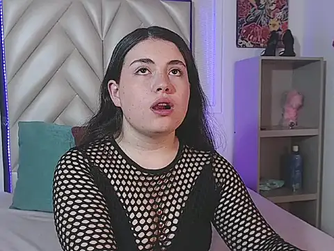 Vicluxxx online show from September 19, 2025, 12:28 pm