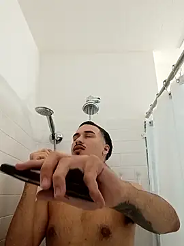 Snapshot of Jadriel23 chatting on October 5, 2025, 4:33 am Jadriel23 online show from October 5, 2025, 4:33 am