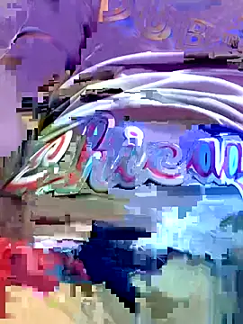 FlungBergenia online show from November 2, 2025, 10:01 pm