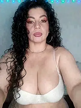 adelen smith online show from February 8, 2026, 11:13 am