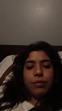 Maricamposs online show from April 17, 2026, 10:35 pm