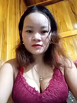 ctm-cute online show from December 3, 2025, 2:41 am