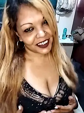 hemilynthomas2467 online show from November 15, 2025, 8:55 am