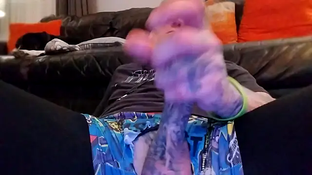 Snapshot of MRTATTWO chatting on September 18, 2025, 1:18 am MRTATTWO online show from September 18, 2025, 1:18 am