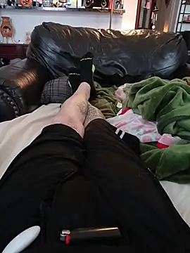 Snapshot of MRTATTWO chatting on November 6, 2025, 4:52 pm MRTATTWO online show from November 6, 2025, 4:52 pm