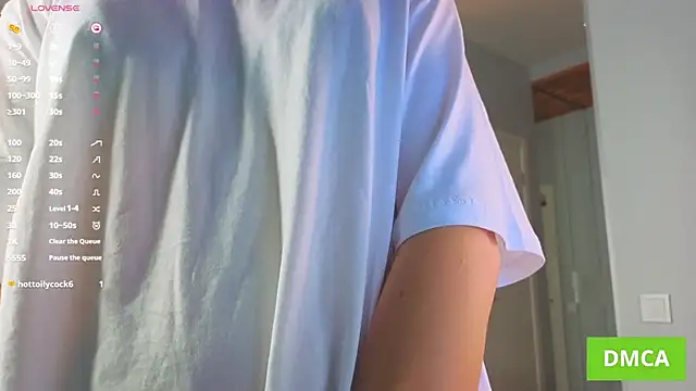 JuliannaWenger online show from October 29, 2025, 7:15 pm