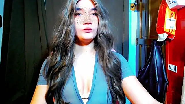 Tiffany Huge Tits online show from September 10, 2025, 2:17 pm
