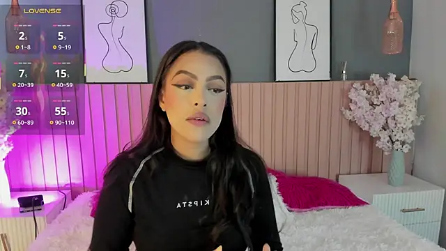 Mila Hank  online show from February 17, 2026, 12:12 pm