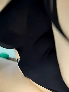 Snapshot of Lyly_suri07 chatting on February 16, 2026, 8:05 pm Lyly suri07 online show from February 16, 2026, 8:05 pm