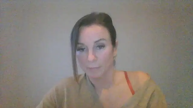 Justnani001 online show from February 16, 2026, 4:25 pm