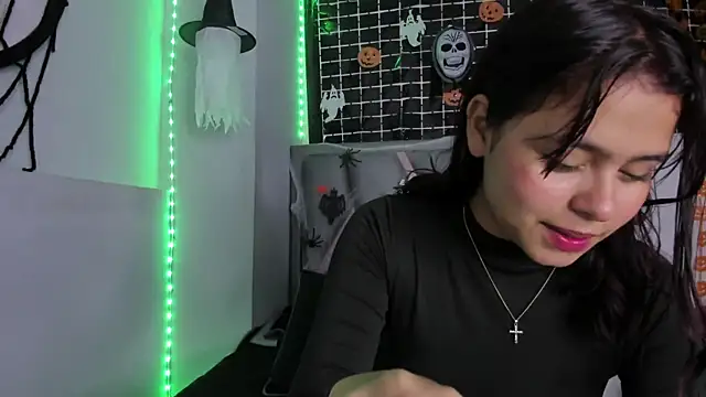 Sofia villareal online show from October 16, 2025, 12:28 pm