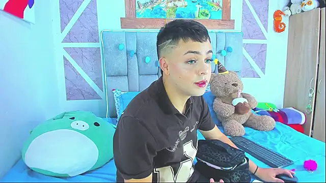 christopher Hot online show from March 30, 2026, 7:26 pm