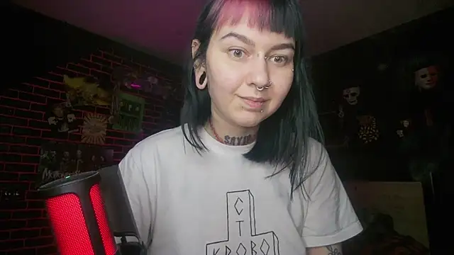 Snapshot of MessalinaOfficial chatting on September 18, 2025, 3:47 pm MessalinaOfficial online show from September 18, 2025, 3:47 pm