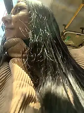 missashlyrosette online show from March 25, 2026, 4:02 pm