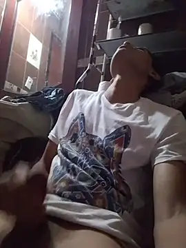 aispuro8505 online show from February 4, 2026, 5:19 pm