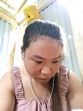 may-squirl online show from September 27, 2025, 4:28 am