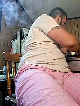 Snapshot of Bush_smusher chatting on September 12, 2025, 9:15 pm Bush smusher online show from September 12, 2025, 9:15 pm